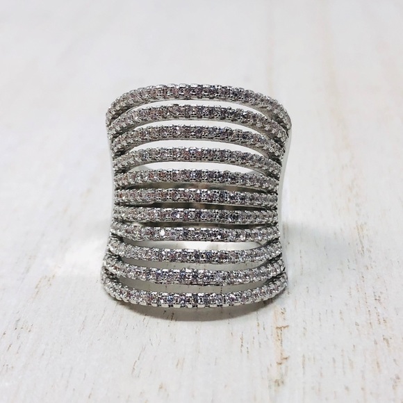 SWAROVSKI* crystal 18K GP cocktail ring, size approx 7.5, NWOT - Picture 3 of 10